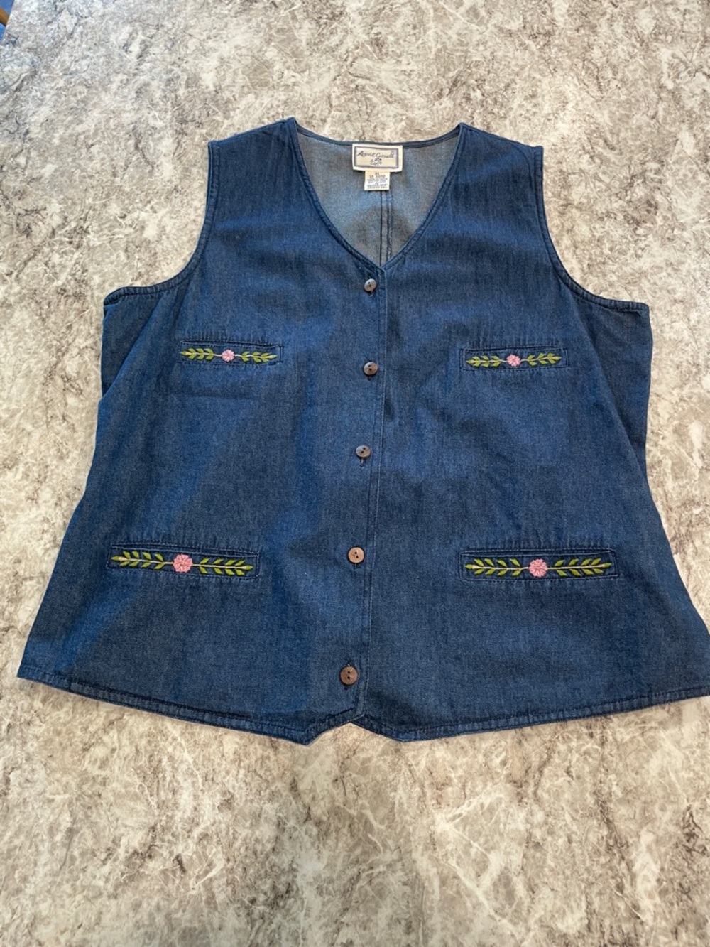 April Cornell Blue Denim Button-Front Vest with Floral Embroidery Size XL